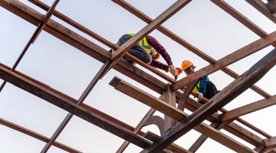 Professional gutter cleaning services in Sarahsville, OH